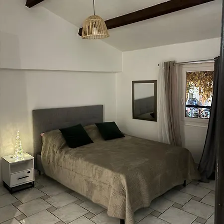 Appartement Hajar Tarascon Exterior photo